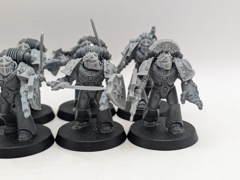Warhammer Horus Heresy: Space Marines Imperial Fists Converted Phalanx Warders (AW106)