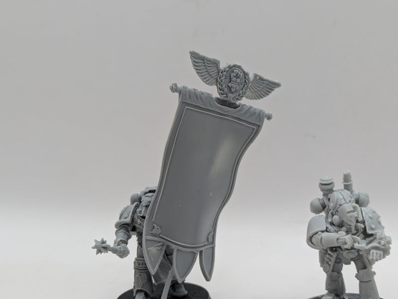 Warhammer Horus Heresy: Space Marines Imperial Fists Master of Signals and Command Banner (AW226)