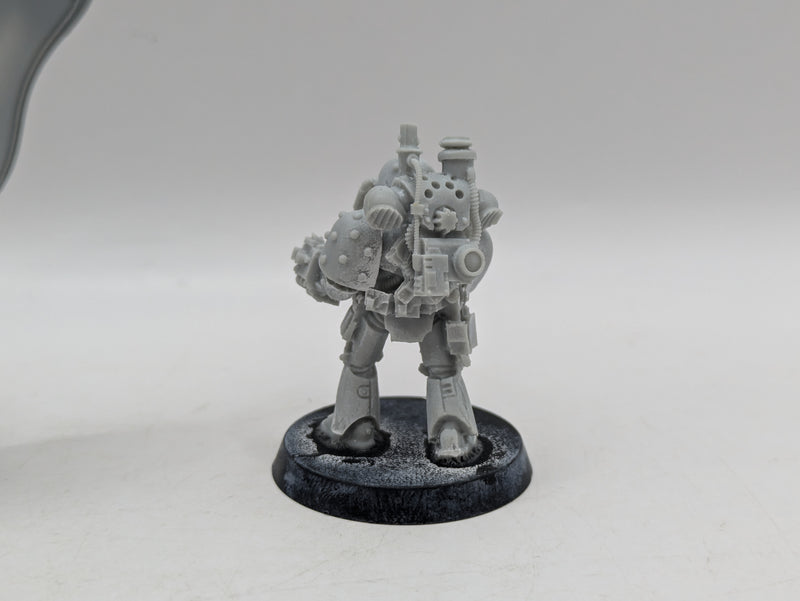 Warhammer Horus Heresy: Space Marines Imperial Fists Master of Signals and Command Banner (AW226)