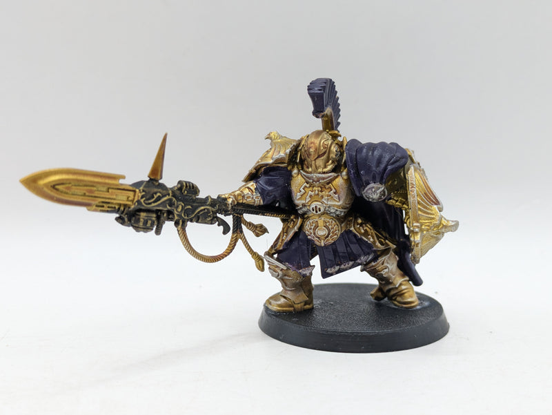 Warhammer 40k: Adpetus Custodes Shield-Captain (AQ028)