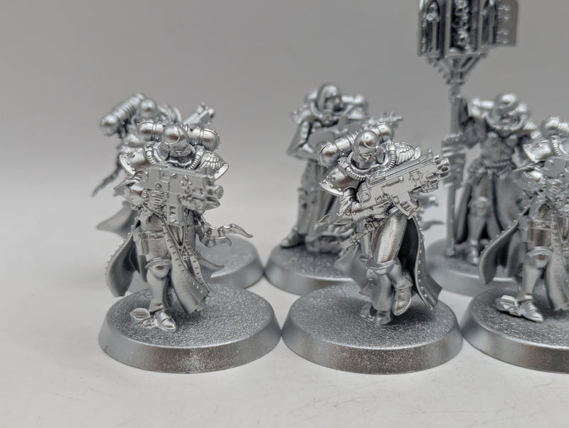 Warhammer 40k: Adepta Sororitas Battle Sisters Squad and Palatine (AZ143)