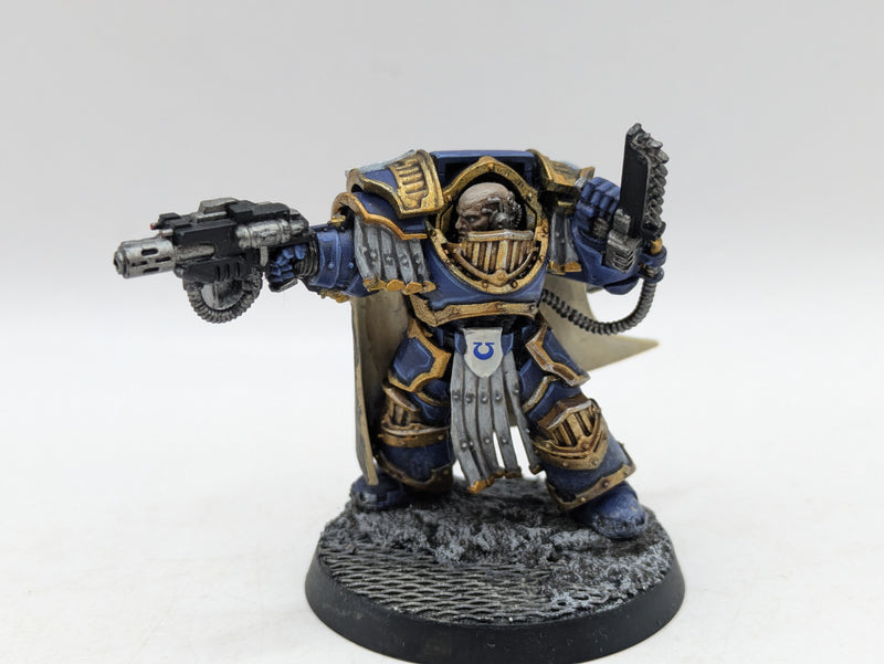 Warhammer Horus Heresy: Space Marine Ultramarines Cataphractii Praetor - Well painted (AI102)