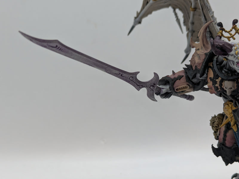 Warhammer 40k: Emperor's Children Daemon Prince (AR014)