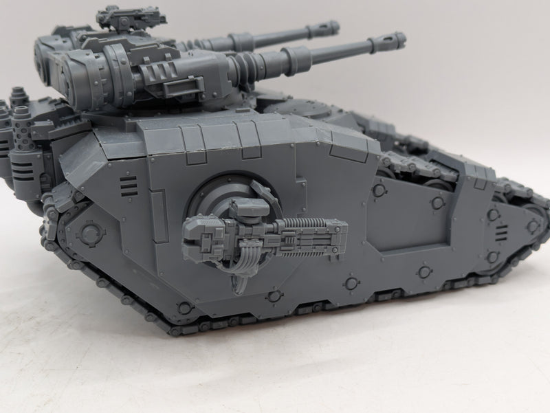 Warhammer Horus Heresy: Space Marine Sicaran Battle Tank (AU066)
