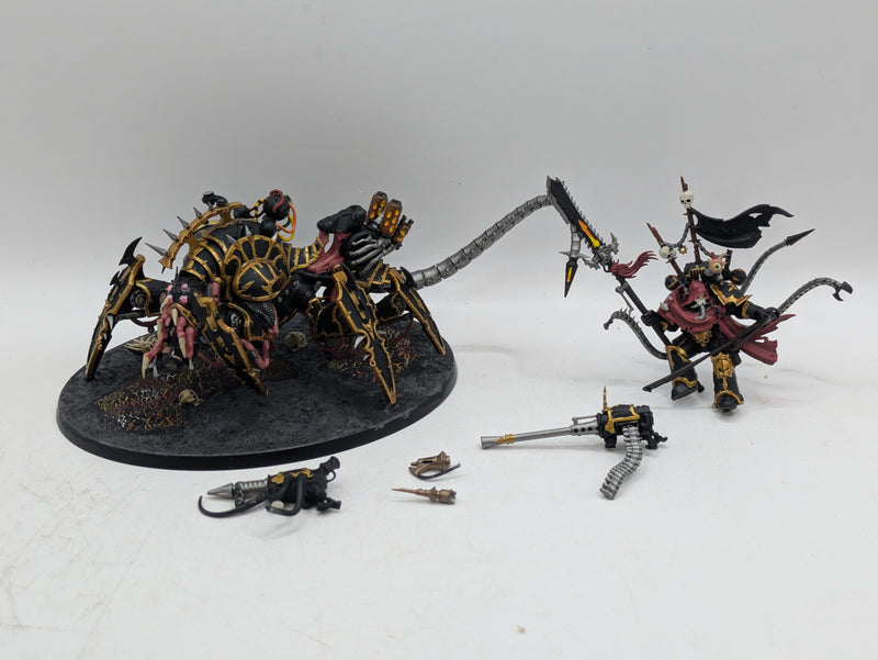 Warhammer 40k: Chaos Space Marines Lord Discordant on Helstalker (AR028)