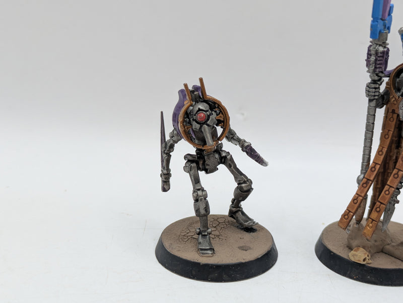 Warhammer 40k: Necron Plasmancer and Cryptothralls (AT162)