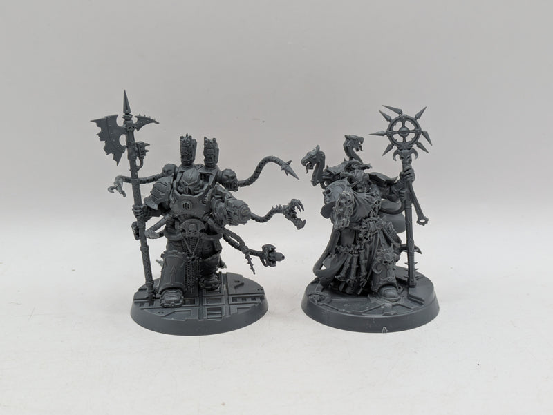 Warhammer 40k: Chaos Space Marines Sorcerer and Warpsmith (AZ081)