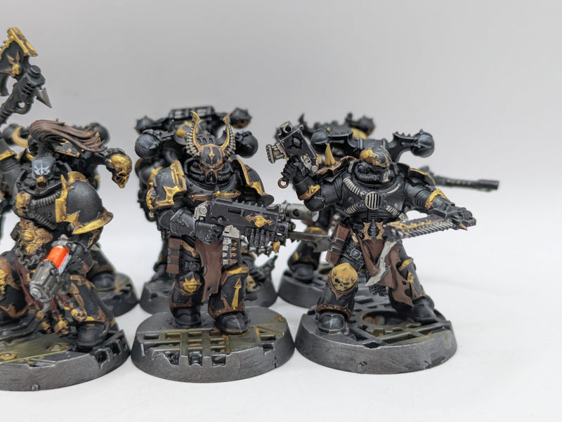 Warhammer 40k: Chaos Space Marines Legionnaries (AW160)