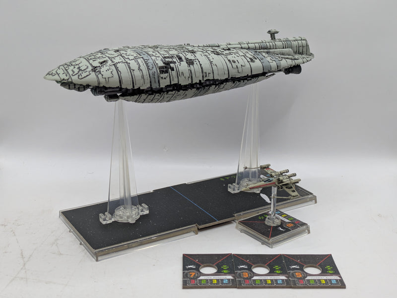 Star Wars X-Wing Miniatures Game: Rebel Transport GR-75 - Miniatures Only (AR029)
