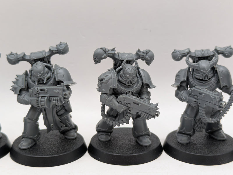 Warhammer 40k: Chaos Space Marines Legionnaries (BA056)