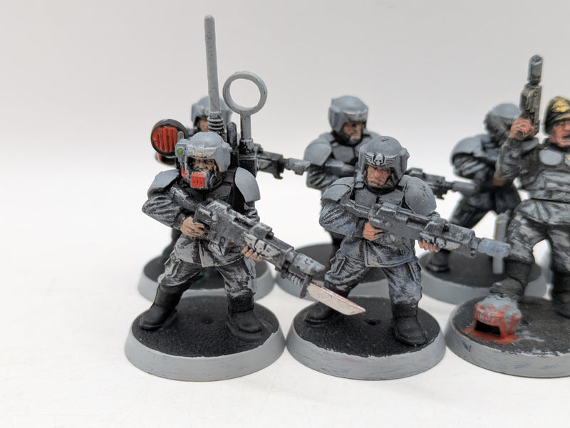 Warhammer 40k: Astra Militarum Cadian Shock Troops Old (AE052)