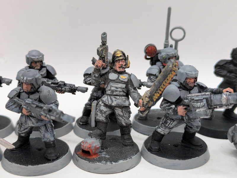 Warhammer 40k: Astra Militarum Cadian Shock Troops Old (AE052)