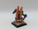Warhammer Fantasy: Chaos Champion of Tzeentch Three Heads - Missing Arm (AF020)