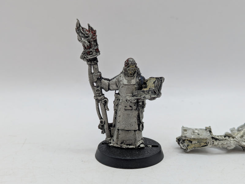 Warhammer 40k: Agents of the Imperium Witch Hunter Acolyte (BA033)