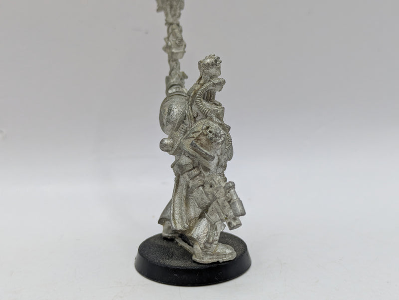 Warhammer 40k: Space Marines Metal Librarian (AP006)