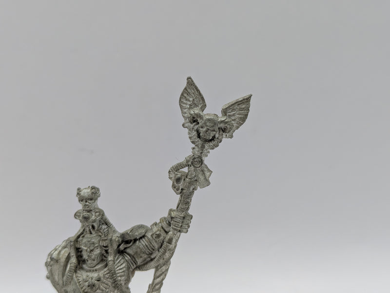 Warhammer 40k: Space Marines Metal Librarian (AP006)