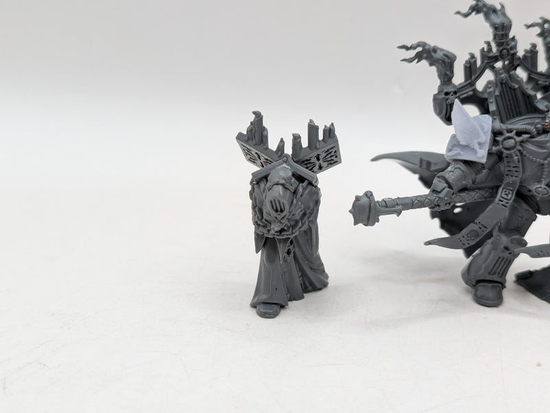 Warhammer 40k: Chaos Space Marine Dark Apostle (AD079)
