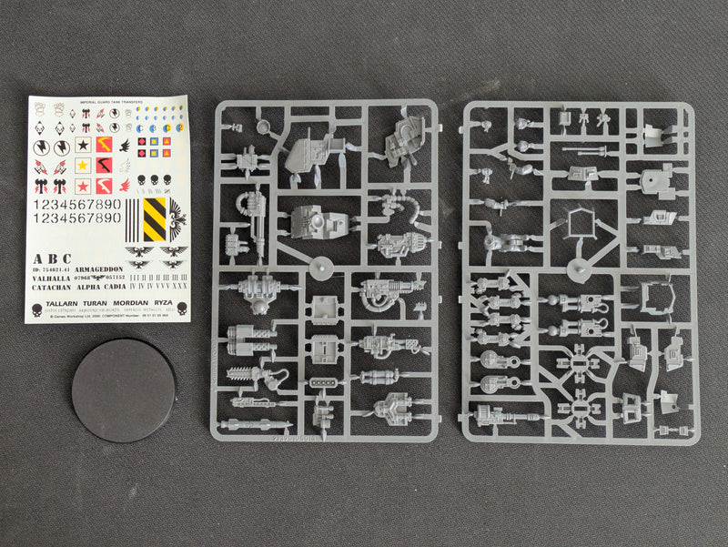 Warhammer 40k: Astra Militarum Old Sentinel (AV271)