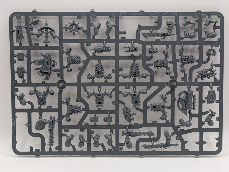 Warhammer 40k: Chaos Space Marines Legionnaires - Missing Weapons (SPRUE0282)