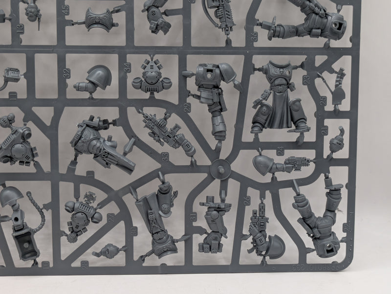 Warhammer 40k: Space Marines Leviathan Heroes of the Chapter (SPRUE0006)