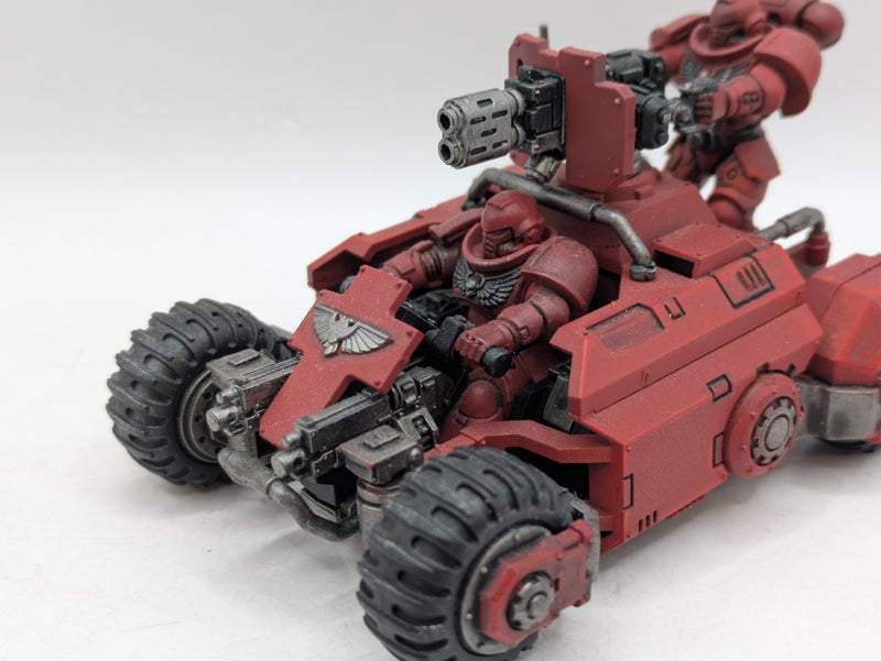 Warhammer 40k: Space Marine Blood Angels Invader ATV (AA099)