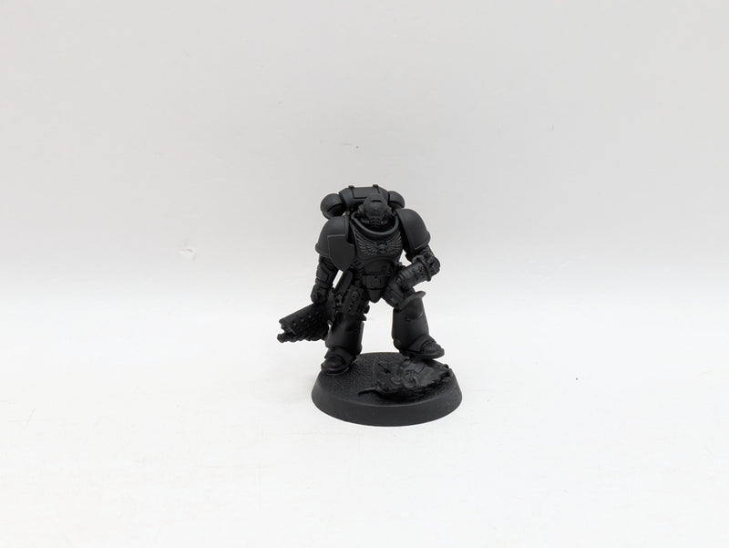 Warhammer 40k: Space Marine Blood Angels Combat Patrol Infernus Sergeant (AH039)