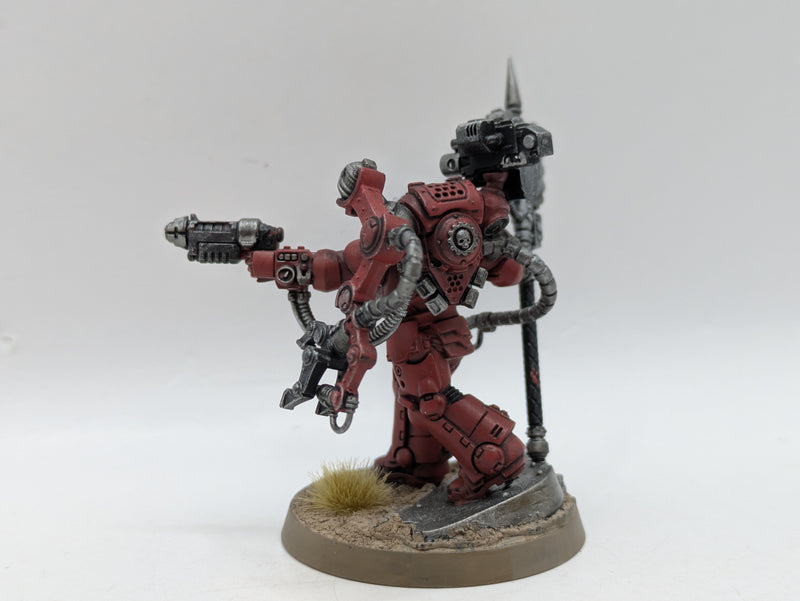 Warhammer 40k: Space Marine Blood Angels Tech Marine (AZ233)