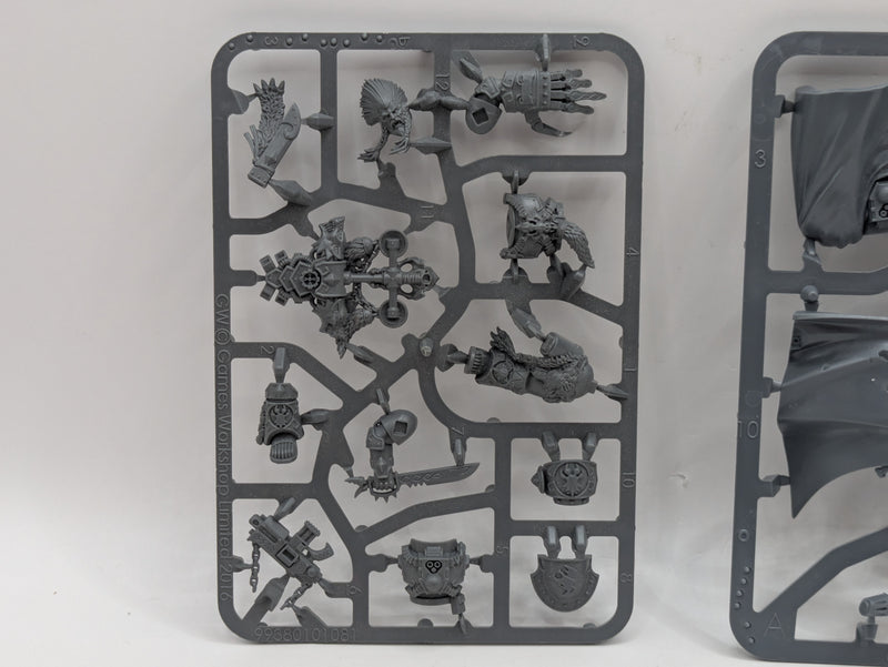 Warhammer Horus Heresy: Space Marine Praetor, Chaplain and Geigor Fell-Hand (SPRUE0255)