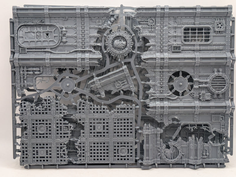 Warhammer 40k: Battlezone Manufactorum Sub-cloister and Storage Frame (SPRUE0274)