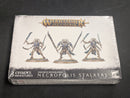 Warhammer Age of Sigmar: Ossiarch Bonereapers Necropolis Stalkers (BB523)