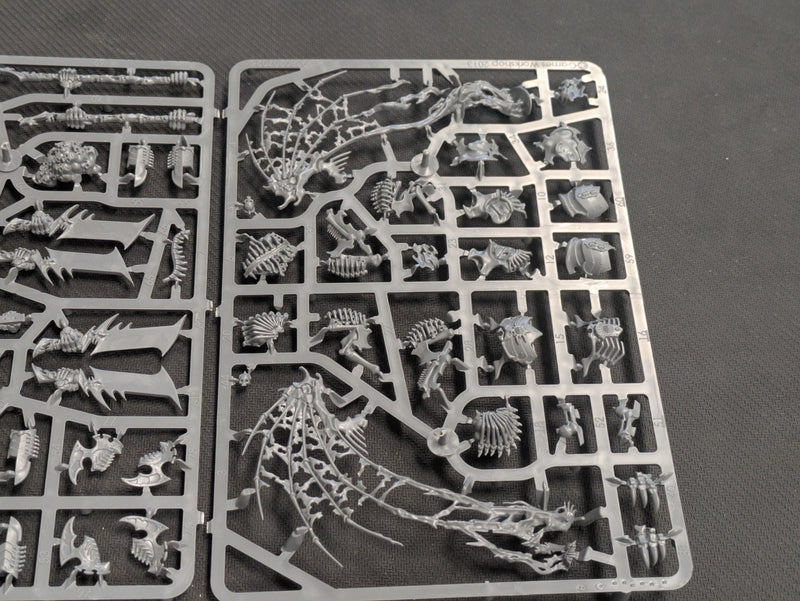 Warhammer Age of Sigmar: Ossiarch Bonereapers Morghast Archai (BB525)