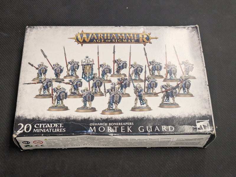 Warhammer Age of Sigmar: Ossiarch Bonereapers Mortek Guard (BB526)