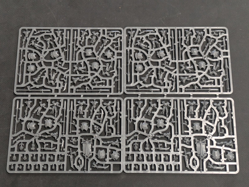 Warhammer Age of Sigmar: Ossiarch Bonereapers Mortek Guard (BB526)