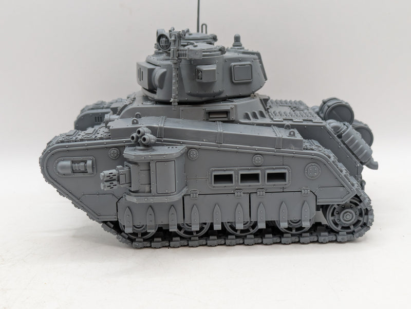 Warhammer 40k: Astra Militarum Rogal Dorn Tank (AX073)