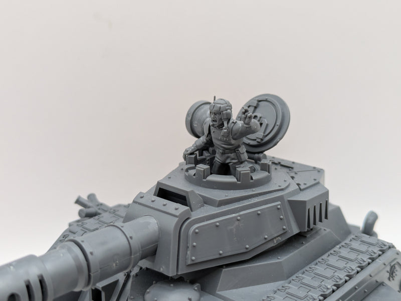 Warhammer 40k: Astra Militarum Leman Russ Battle Tank (AU063)