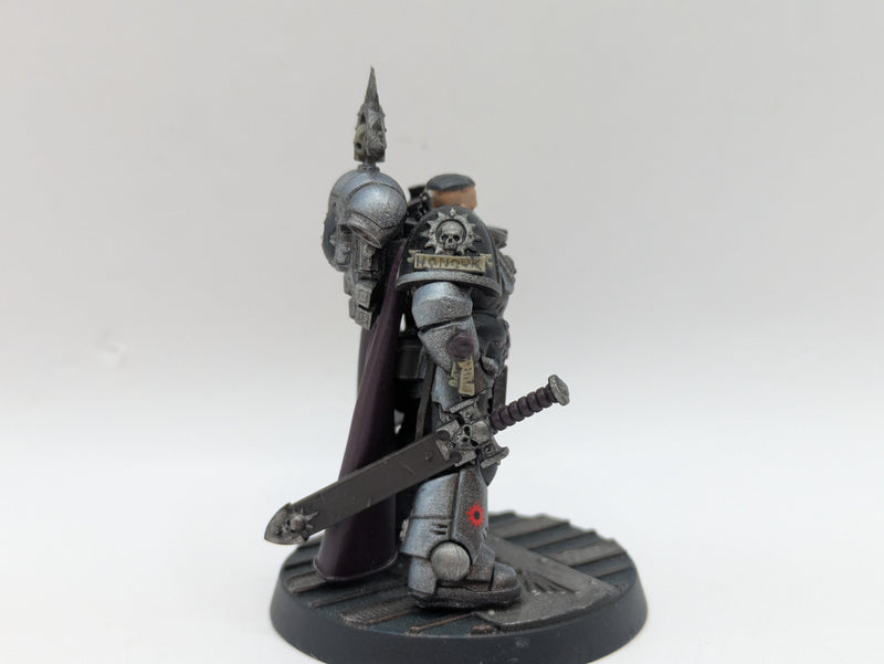 Warhammer 40k: Space Marine Lieutenant Amulius - Well Painted (AI175)