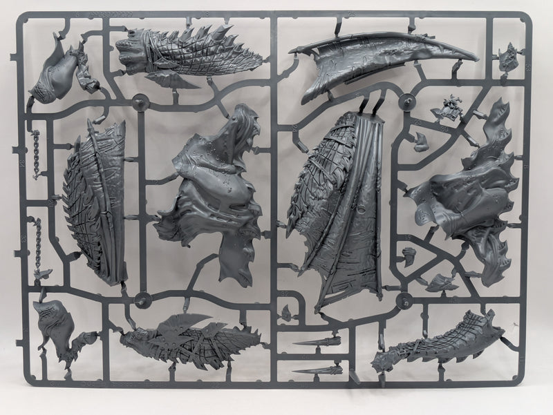 Warhammer Age of Sigmar: Orruk Warclans Megaboss on Maw-krusha (SPRUE0069)