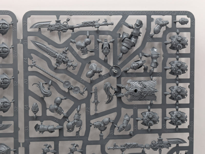 Warhammer 40k: Adeptus Custodes Custodian Guard (SPRUE0148)