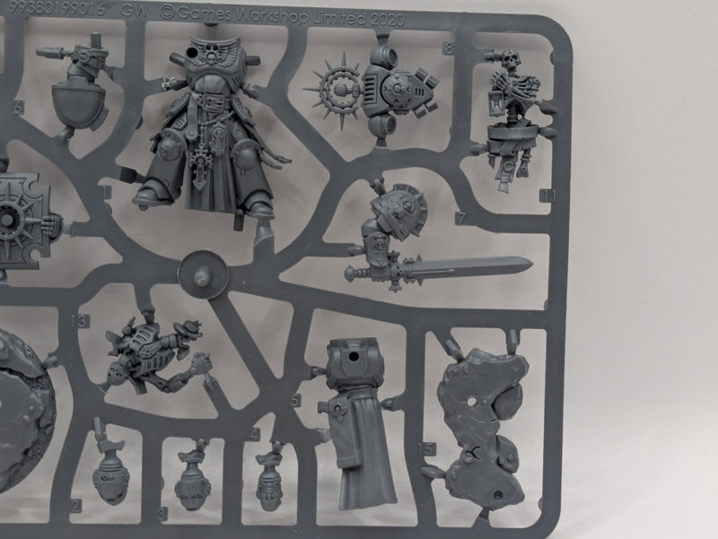 Warhammer 40k: Space Marines Indomitus Captain (SPRUE0113)