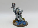 Warhammer 40k: Space Marines Gravis Captain and Apothecary (AC113)