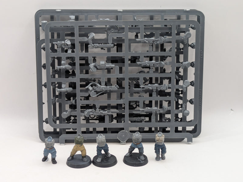 Warhammer 40k: Astra Militarum Cadian Shock Troops Old (AX063)