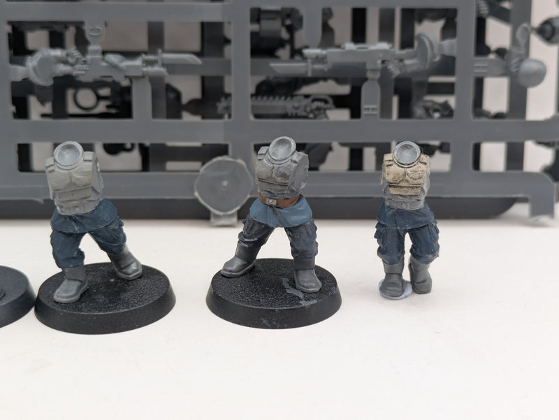 Warhammer 40k: Astra Militarum Cadian Shock Troops Old (AX063)