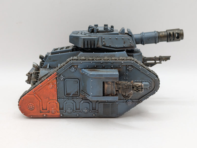 Warhammer 40k: Astra Militarum Leman Russ Battle Tank - Painted (AU073)
