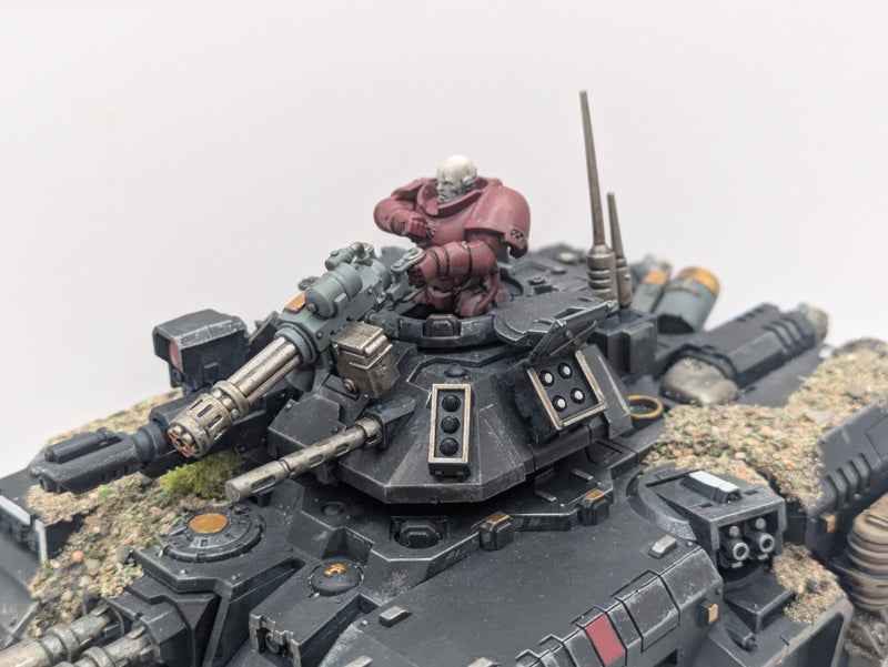 Warhammer 40k: Space Marines Raven Guard Repulsor (AX080)