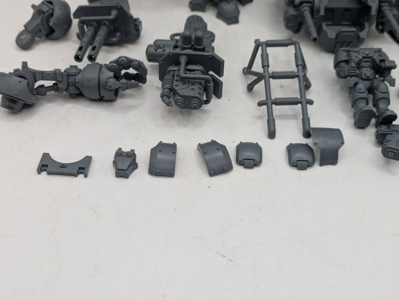 Warhammer 40k: Space Marines Invictor Tactical Warsuit (BH078)