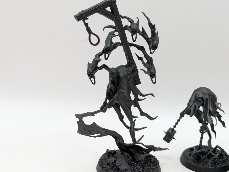 Warhammer Age of Sigmar: Nighthaunt Lord Executioner, Sprit Torment and Chainghasts (AH038)