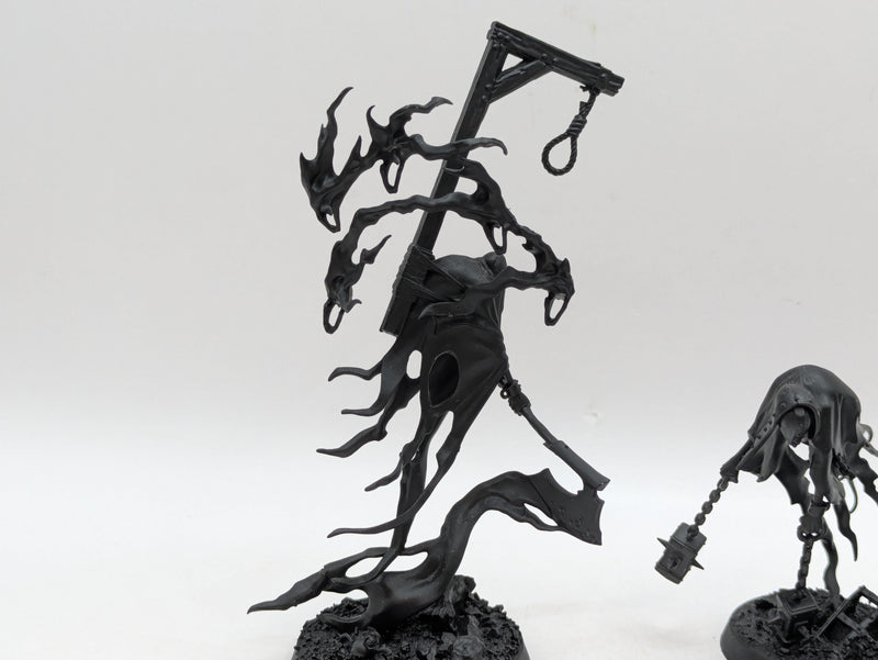 Warhammer Age of Sigmar: Nighthaunt Lord Executioner, Sprit Torment and Chainghasts (AH038)