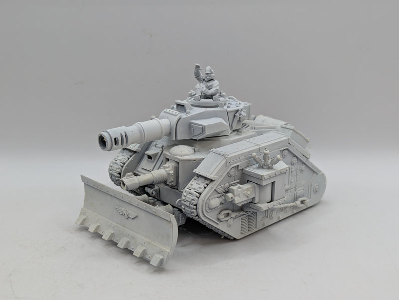 Warhammer 40k: Astra Militarum Lemans Russ Battle Tank (AX073)