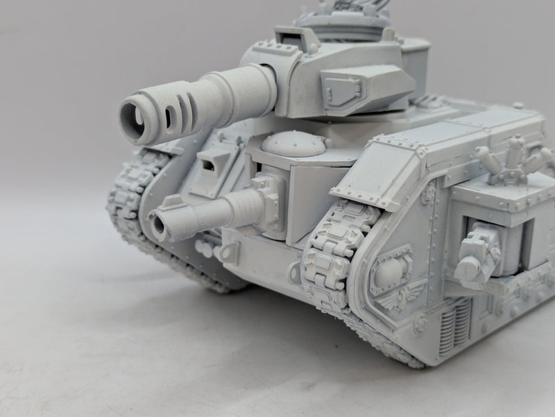 Warhammer 40k: Astra Militarum Lemans Russ Battle Tank (AR035)