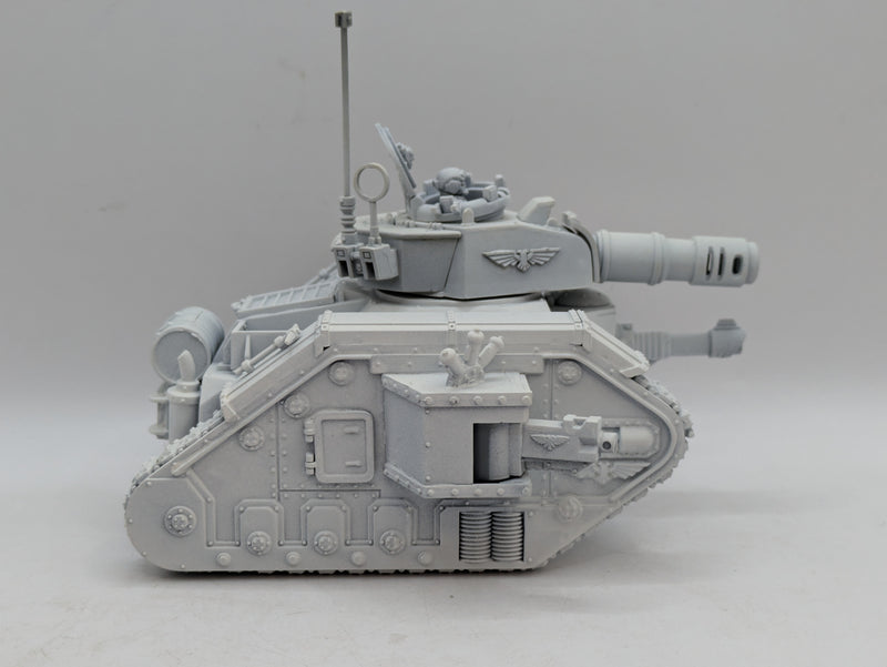Warhammer 40k: Astra Militarum Lemans Russ Battle Tank (AR035)